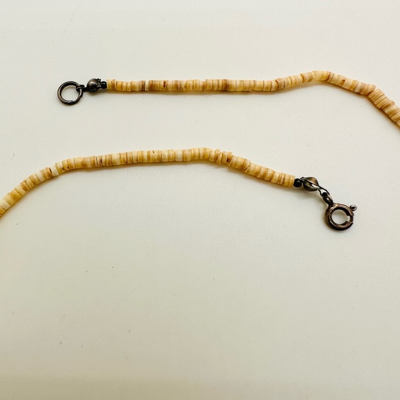 Vintage Heishi Coral Stone Necklace - Picture 11 of 16